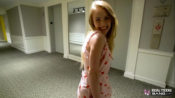 Real Teens – Blonde Teen Eats Ass And Gets Fucked During Porn Casting
